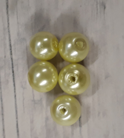 30 x mooie glasparel lime 8mm gat:1mm