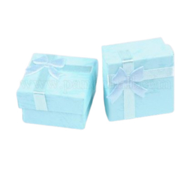 5 x luxe cadeau doosjes voor bijvoorbeeld ringen 41 x 41 x 26mm licht blauw