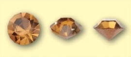 Doosje met 6 stuks Jewelry Stones (M.C. Chaton) 6mm Amber SS28