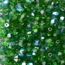 15 x Ronde Tsjechische kralen facet kristal 6mm kleur: ab groen Gat c.a.: 1 mm