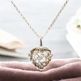 Lange rvs ketting ketting met een zilver kleur Engelenroeper16mm hart