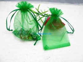 c.a. 100 x groene organza zakjes 10 x 15 cm