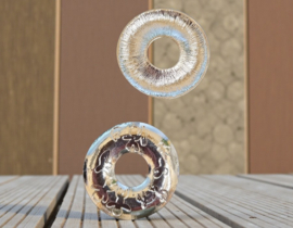2 x Metalen gesloten ringen met bloemmotief Ø 40 mm – gat Ø 12 mm – zilverkleur
