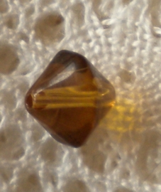 10 x Glaskraal bicone donker amber 8mm