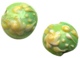 2 x Groene lampwork kraal 15 x 10 mm