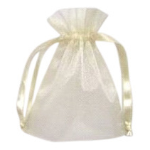 c.a. 50 x Organza zakjes  15 x 20 cm ivoor