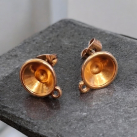 2x DQ metaal oorsteker voor (puntsteen SS39) 8.4mm met oog rose goud kleur ca. 13 x 10,5 x 0,7mm, oogje 1,5mm (Nikkelvrij)