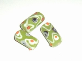 4 x Glaskraal cylinder 12x9mm lime met gekleurd motief