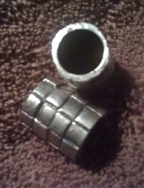 2x antiek zilveren bewerkte doorschuifbare ring 14 x 11 mm doorsnee 7 mm