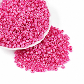 20 gram Rocailles Ceylon Seed Beads 6/0 4 mm – gat 1,5 mm – Medium Orchid