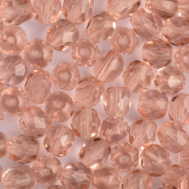 15 x  ronde Tsjechische kralen facet kristal  6mm kleur: rosé Gat c.a.: 1mm