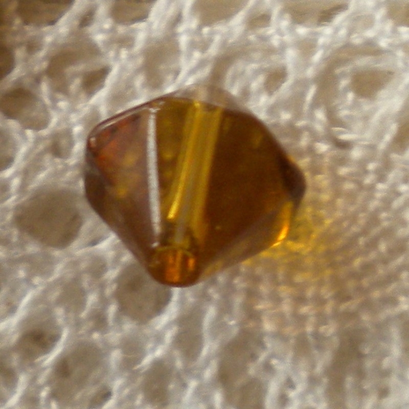 10 x Glaskraal bicone 10mm donker amber
