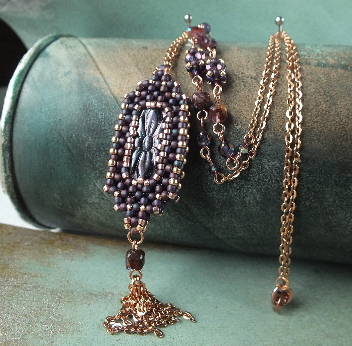 Vilt - Bead packing - Beading Foundation voor Bead Embroidery