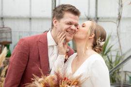 Porseleinen Bloemen Haarkam Goud