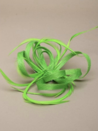 Groene Sinamay "Strik" Fascinator