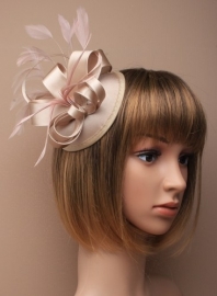 Nude Satijnen Pillbox Fascinator