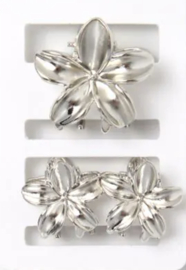 Setje Kleine Metalen Haarklemmetjes Bloem Zilver 3 stuks