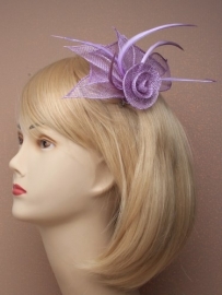 Paarse Sinamay Fascinator