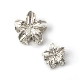 Setje Kleine Metalen Haarklemmetjes Bloem Zilver 3 stuks