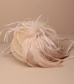 Nude Fascinator Haarband