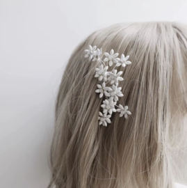 Haarkam met Witte Bloemen