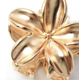 Setje Kleine Metalen Haarklemmetjes Bloem Goud 3 stuks