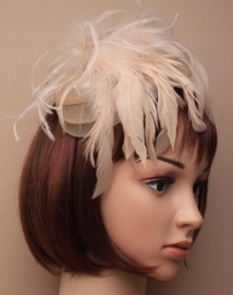 Nude Fascinator Haarband