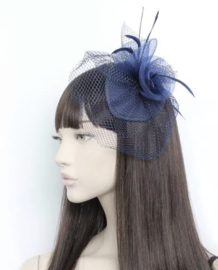 Navy Blauwe Fascinator met Netje