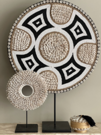 Kralen schelpen ornament met standaard , beaded shield model 3