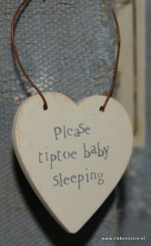 Please tiptoe baby