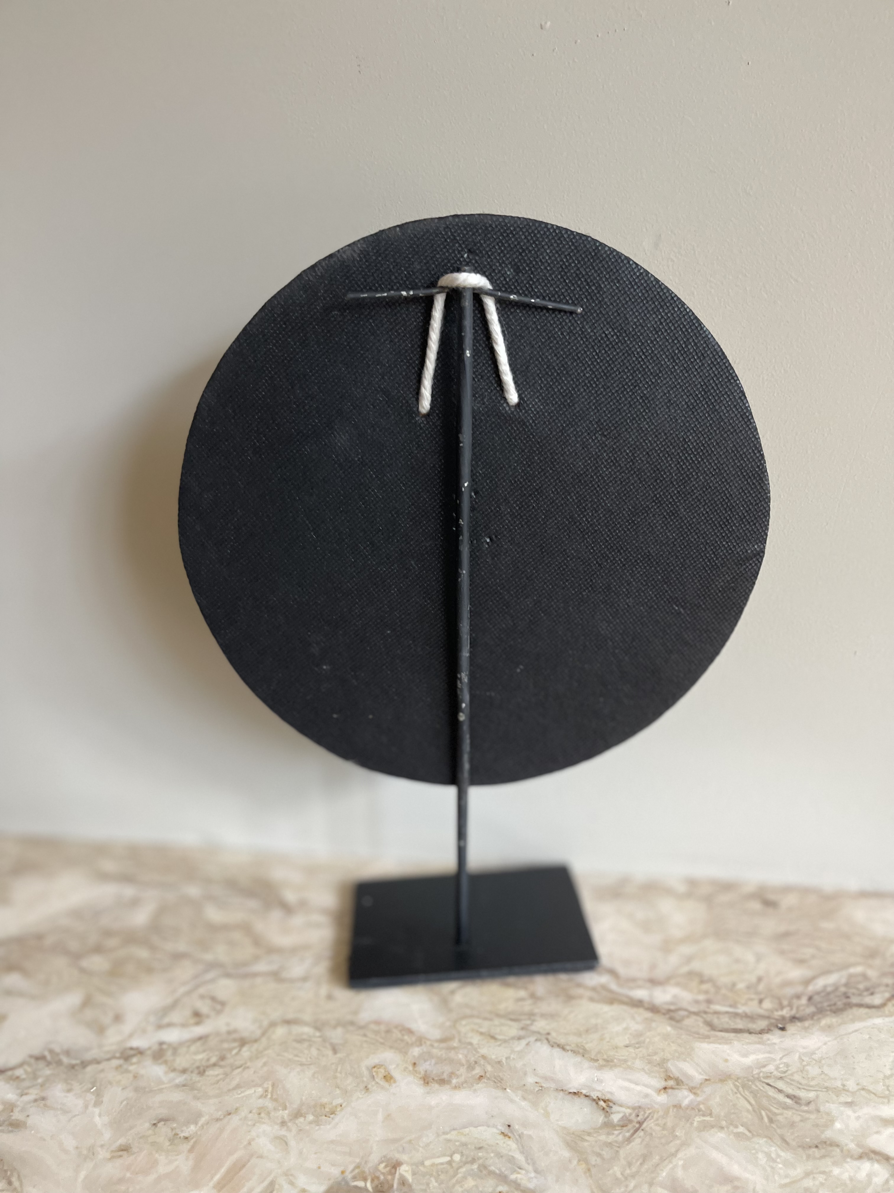 Kralen schelpen ornament met standaard Beaded Schield model 6