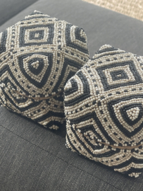 Balinese Kralen offermand  zwart/zand