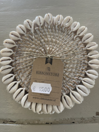 Rotan cowrie onderzetters 4 stuks