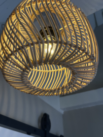 D10  Rotan lamp  Gilang