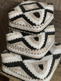 Kralen offermand   driekleur  Laag model N6