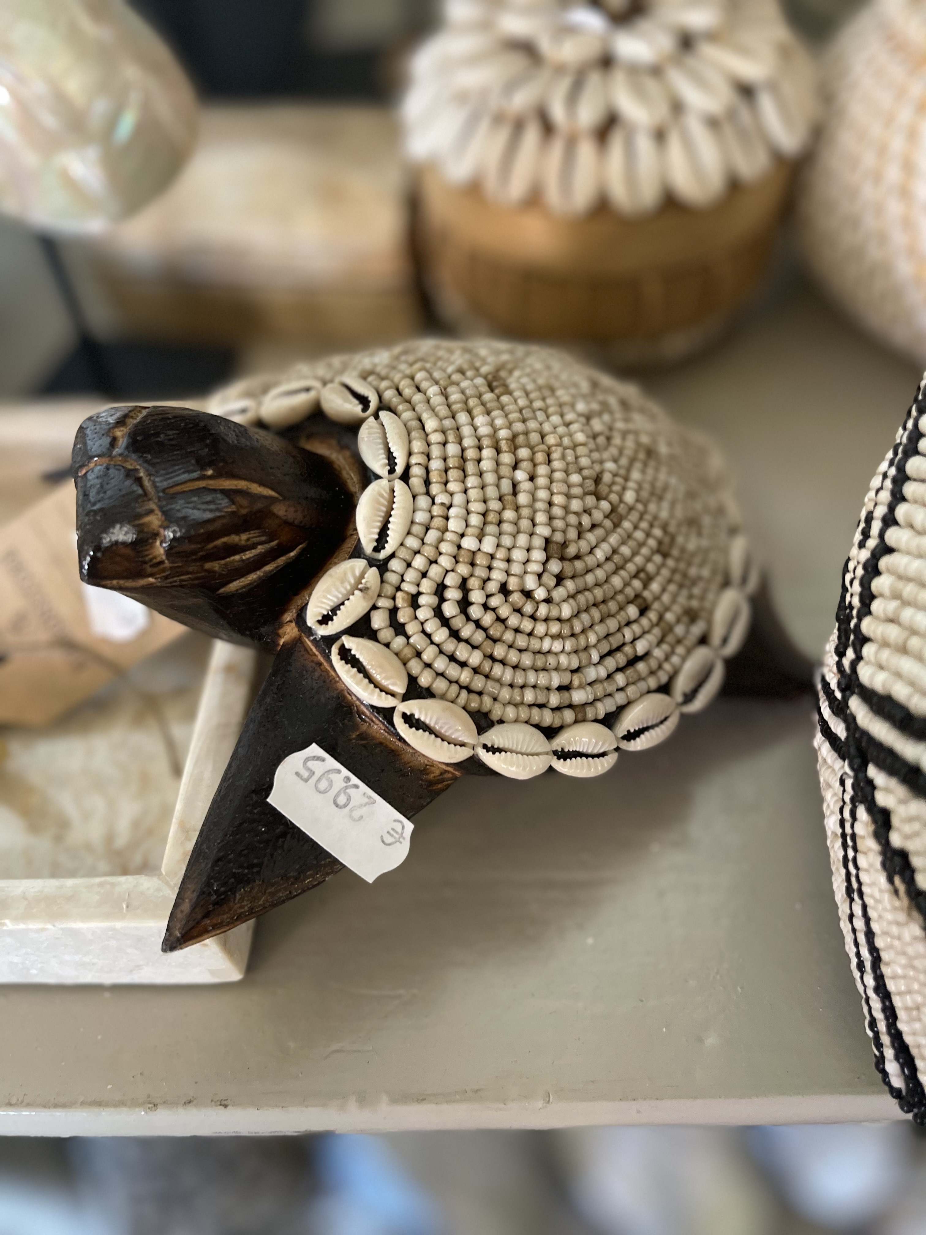 Cowrie kralen Seaturtle Houtsnijwerk XS 13 cm