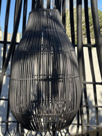 Zwarte pendant 22 cm ø