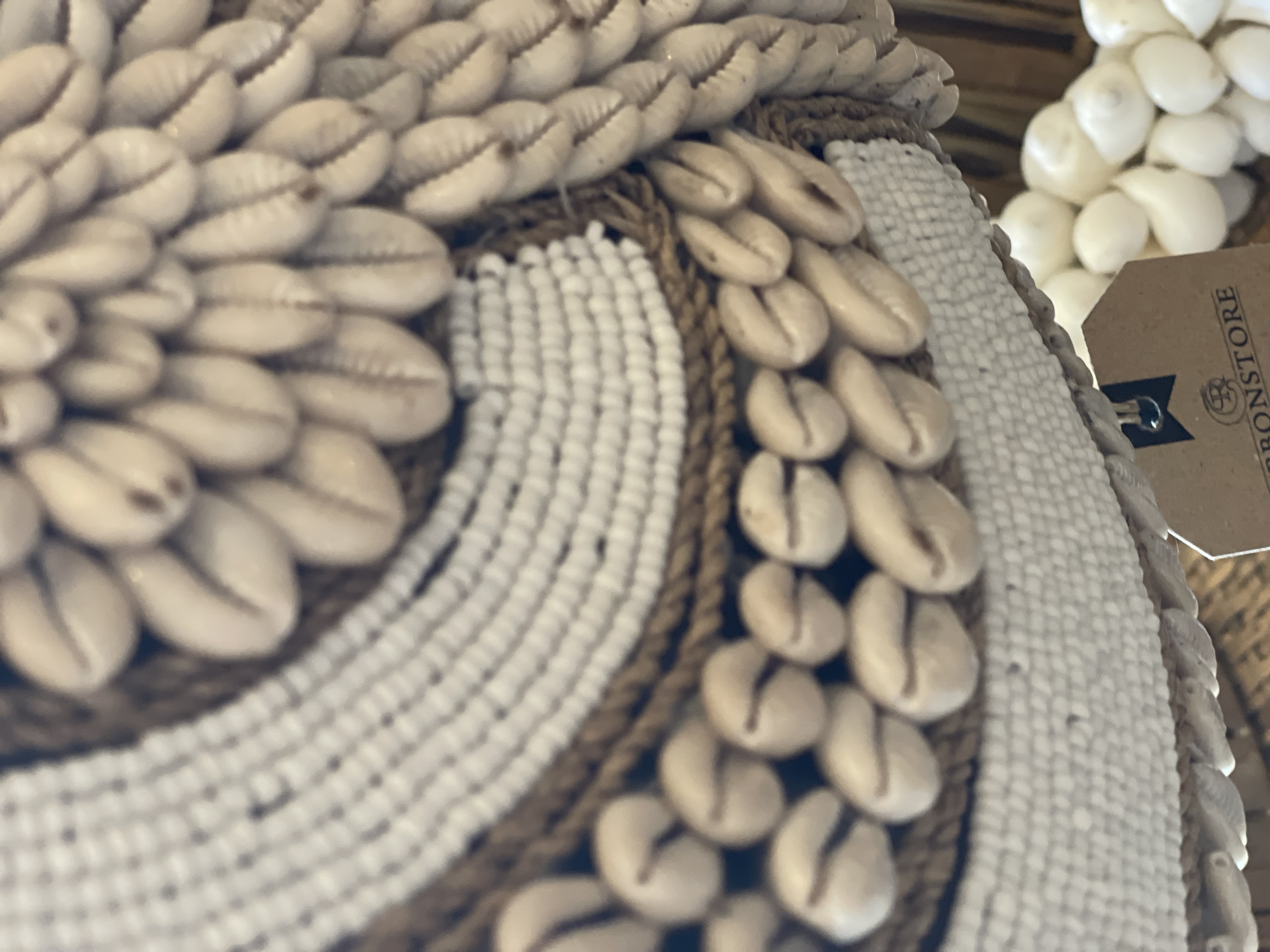 Kralen schelpen ornament met standaard Beaded Schield model 4