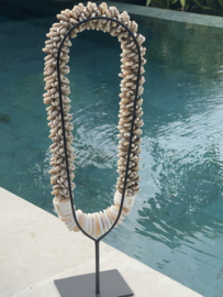 Cowrie schelpen ornament met coins