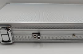 (5103B) Universele schoonmaakset in aluminium koffer