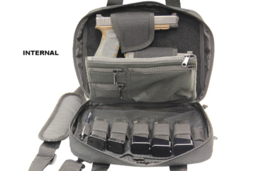 (3014) UTG Double Pistol Range Bag / Pistolentasche mit Magazinfächern