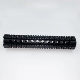 (2100) AR-15 / M16 Quad Rail Handschutz