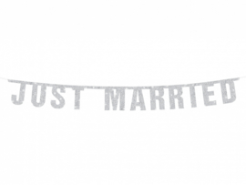 Letter banner Just Married