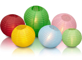 Gekleurde nylon buiten lampionnen per stuk