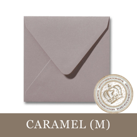 Parelmoer envelop - Caramel