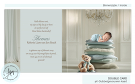 Droom geboortekaartje met eigen foto met lieve kussentjes en een kroonluchter- GB620B