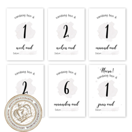 Milestone Baby cards  - Hello little me