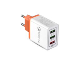 USB quick charger met 3 poorten