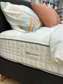 Boxspringset Eastborn Moss met simmons matrassen 180 x 210