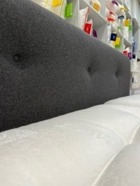 Boxspringset Eastborn Moss met simmons matrassen 180 x 210